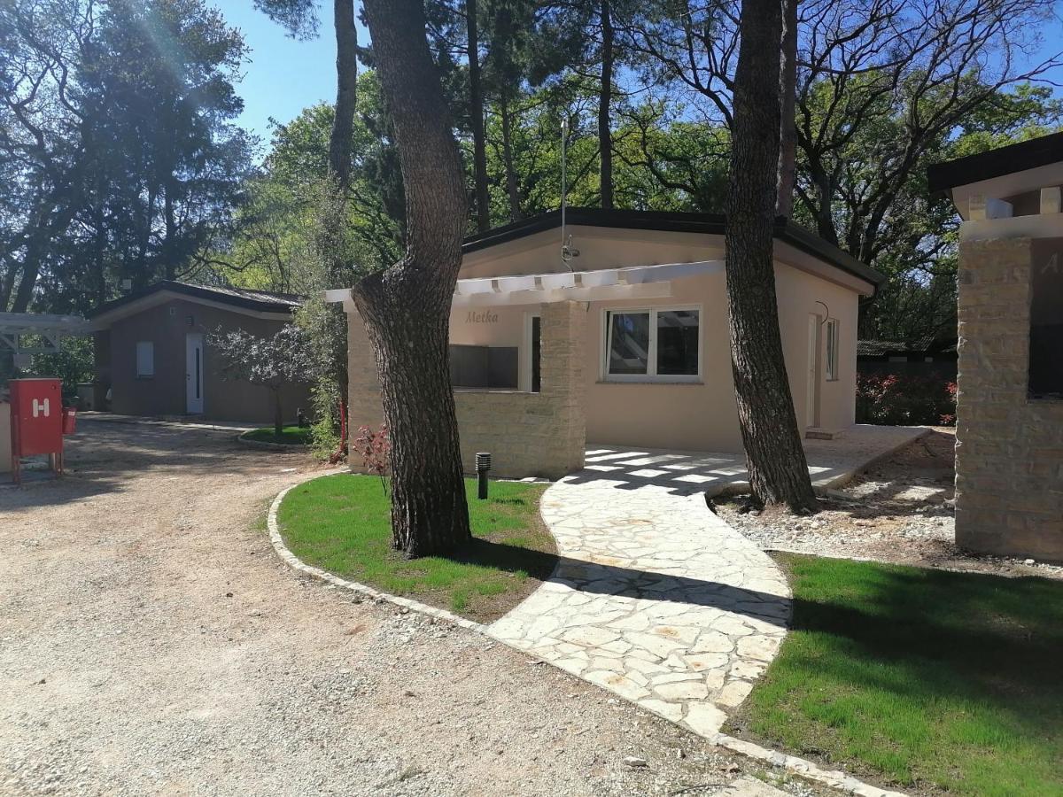 Holiday Park Mimoza Bašanija Eksteriør bilde