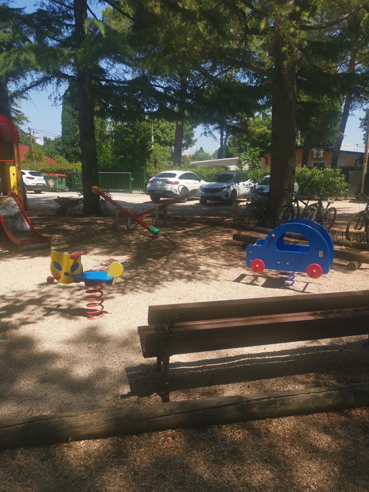 Holiday Park Mimoza Bašanija Eksteriør bilde