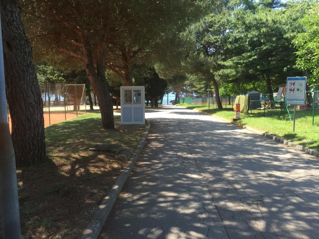 Holiday Park Mimoza Bašanija Eksteriør bilde