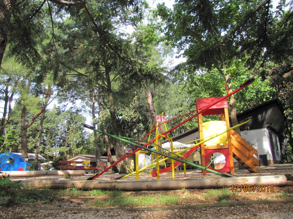 Holiday Park Mimoza Bašanija Eksteriør bilde